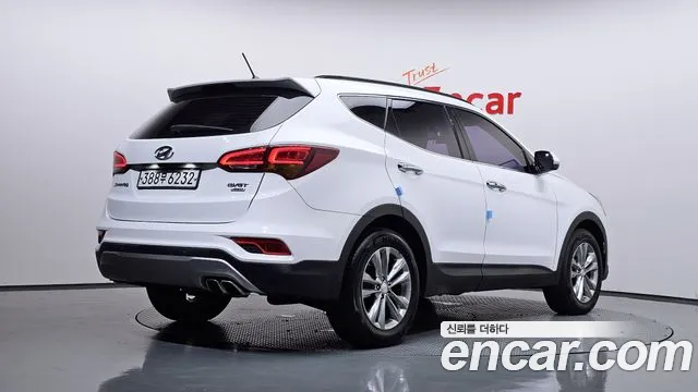 Hyundai Santa Fe 2015 thumb 2