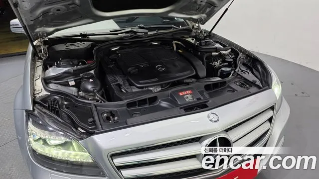 Mercedes-Benz CLS-Class 2012 thumb 6