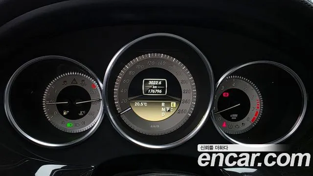 Mercedes-Benz CLS-Class 2012 thumb 8