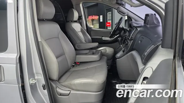 Hyundai Starex 2019 thumb 10