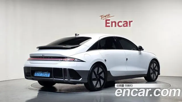 Hyundai IONIQ 6 2024 thumb 2