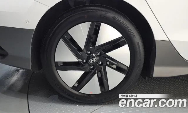 Hyundai IONIQ 6 2024 thumb 5