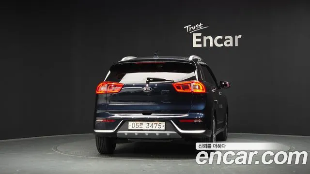 Kia Niro 2017 thumb 4
