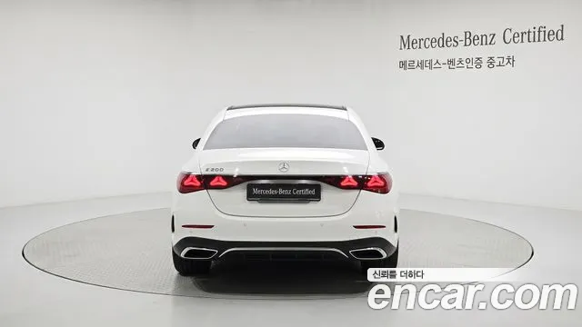Mercedes-Benz E-Класс 2026 thumb 4