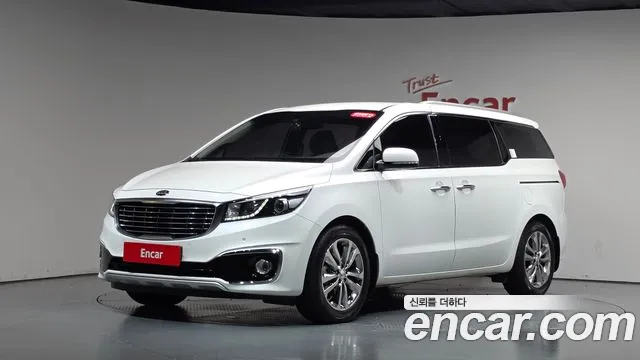 Kia Carnival 2016 thumb 10
