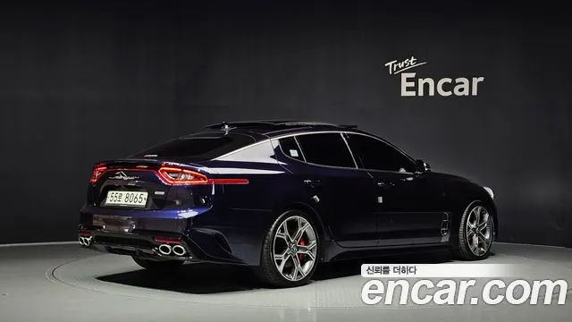 Kia Stinger 2019 thumb 2