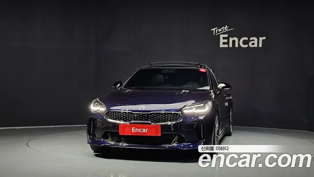 Kia Stinger 2019 thumb 3