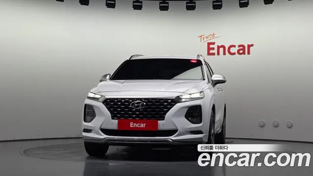 Hyundai Santa Fe 2018 thumb 3