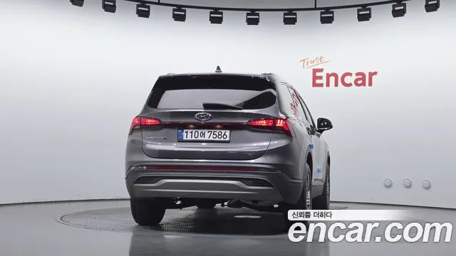 Hyundai Santa Fe 2021 thumb 4