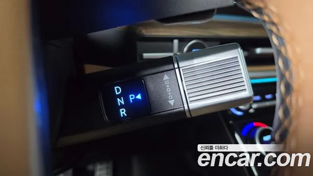 Hyundai Santa Fe 2023 thumb 9