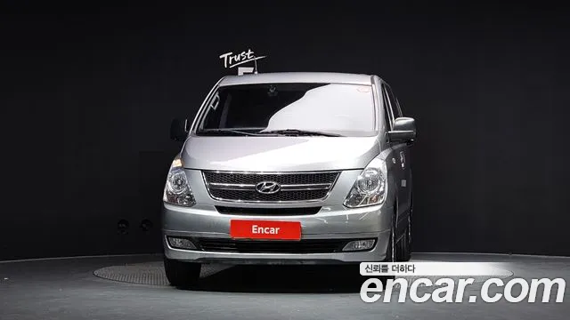 Hyundai Starex 2011 thumb 3