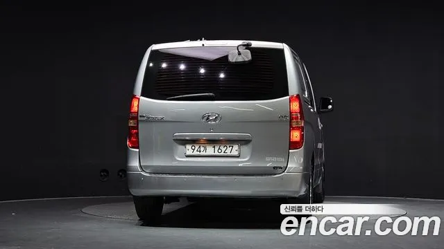 Hyundai Starex 2011 thumb 4