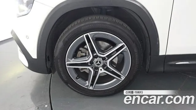 Mercedes-Benz GLB 2021 thumb 5