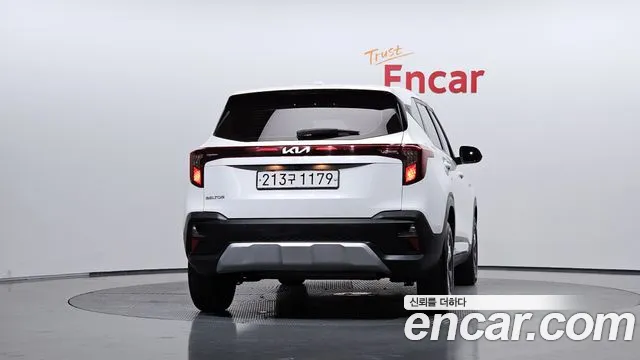 Kia Seltos 2022 thumb 4