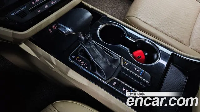 Kia Carnival 2018 thumb 9