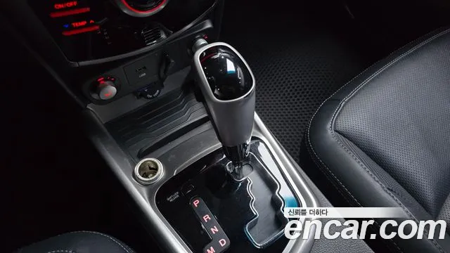 KG_Mobility_Ssangyong TIBOLI 2015 thumb 9