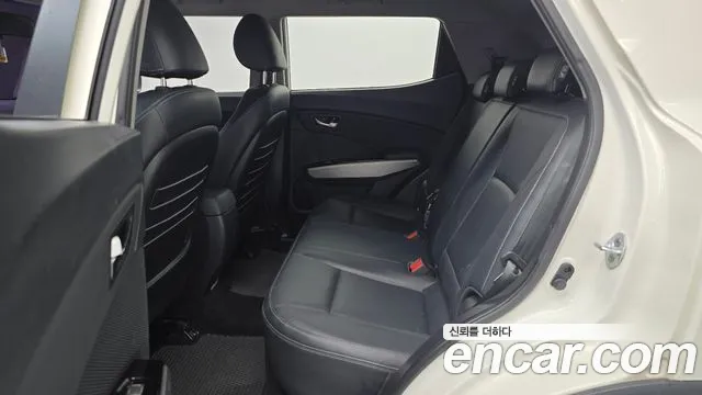KG_Mobility_Ssangyong TIBOLI 2015 thumb 12
