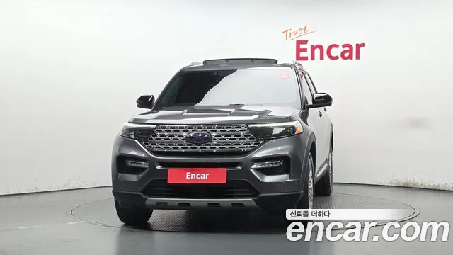 Ford Explorer 2022 thumb 3