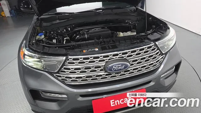 Ford Explorer 2022 thumb 6