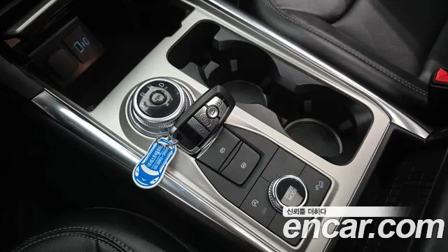 Ford Explorer 2022 thumb 9