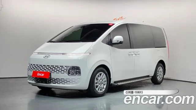 Hyundai Staria 2025 thumb 12