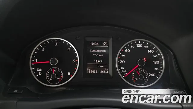 Volkswagen Tiguan 2012 thumb 8