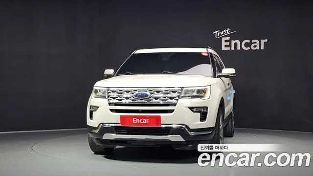 Ford Explorer 2018 thumb 3
