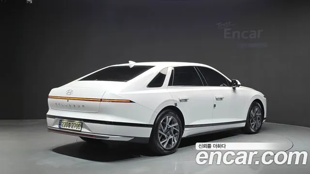 Hyundai Grandeur 2023 thumb 2