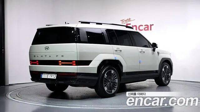 Hyundai Santa Fe 2024 thumb 2