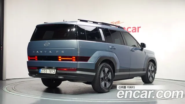 Hyundai Santa Fe 2024 thumb 2