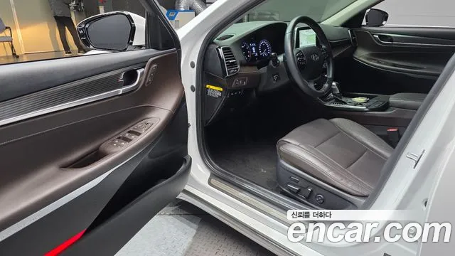 Hyundai Grandeur 2018 thumb 10