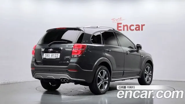 ChevroletGMDaewoo Captiva 2016 thumb 2