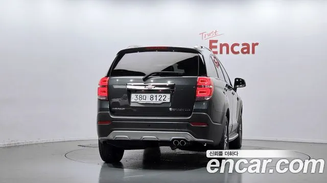 ChevroletGMDaewoo Captiva 2016 thumb 4