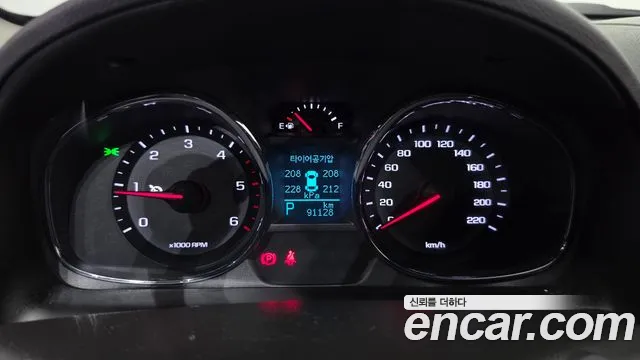 ChevroletGMDaewoo Captiva 2016 thumb 8