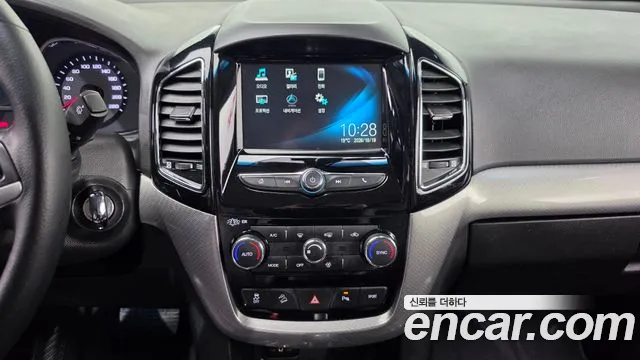 ChevroletGMDaewoo Captiva 2016 thumb 12