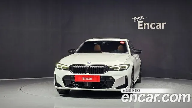 BMW 3-Series 2019 thumb 3