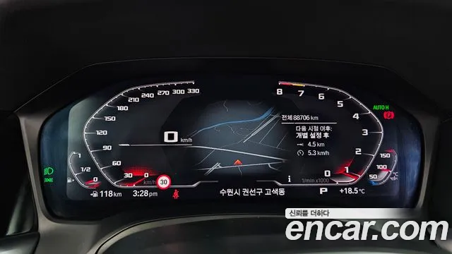 BMW 3-Series 2019 thumb 8
