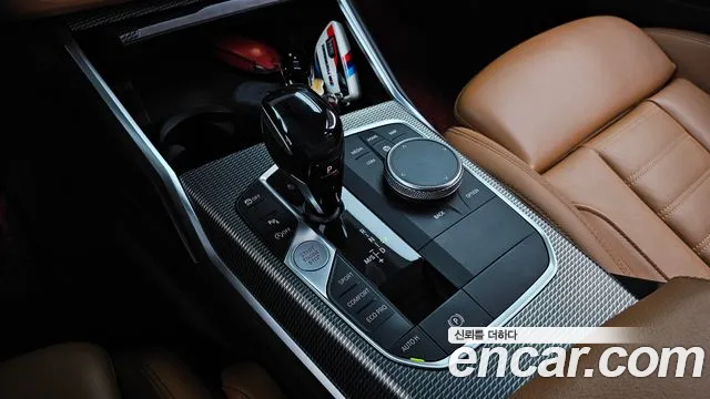 BMW 3-Series 2019 thumb 9