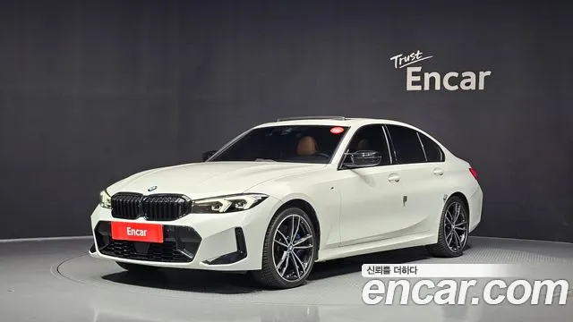 BMW 3-Series 2019 thumb 12