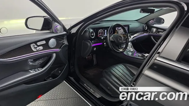 Mercedes-Benz E-Класс 2017 thumb 10