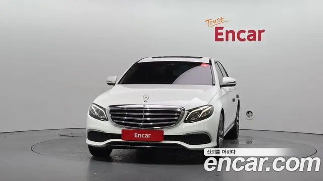 Mercedes-Benz E-Класс 2018 thumb 3