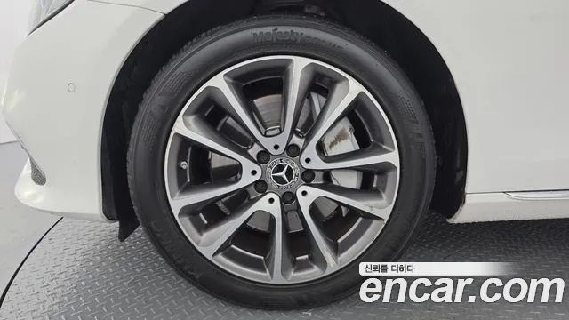 Mercedes-Benz E-Класс 2018 thumb 5