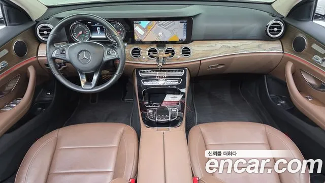 Mercedes-Benz E-Класс 2018 thumb 7