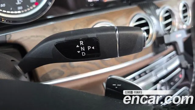 Mercedes-Benz E-Класс 2018 thumb 9