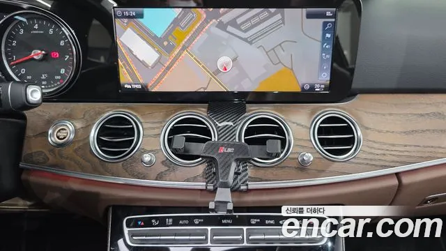 Mercedes-Benz E-Класс 2018 thumb 12