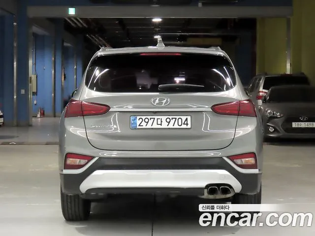 Hyundai Santa Fe 2019 thumb 3