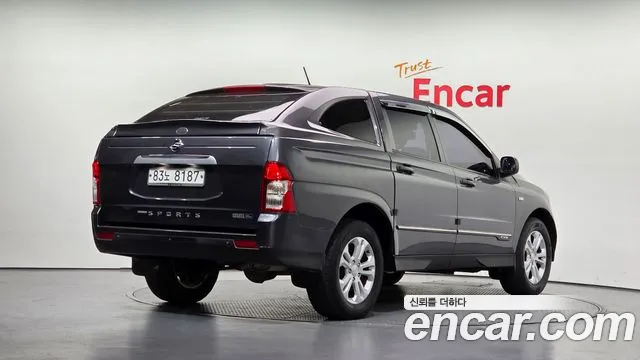 KG_Mobility_Ssangyong KORANDO 2016 thumb 2