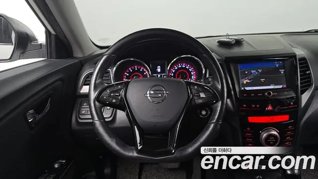 KG_Mobility_Ssangyong TIBOLI 2017 thumb 12