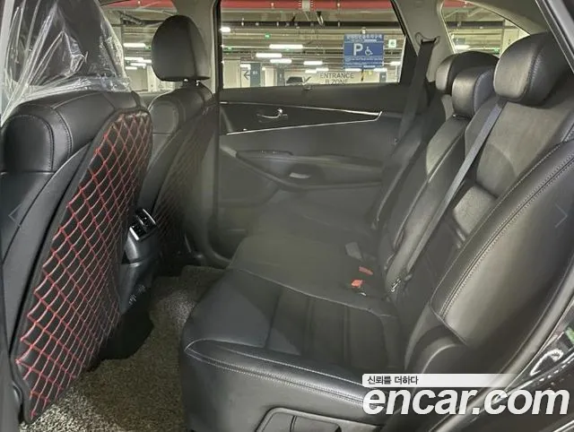 Kia Sorento 2018 thumb 5