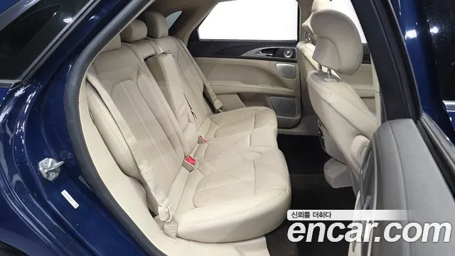 Lincoln MKZ 2019 thumb 11